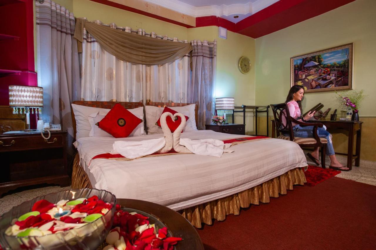 Babylon Hotel & Serviced Apartment Dhaka Buitenkant foto