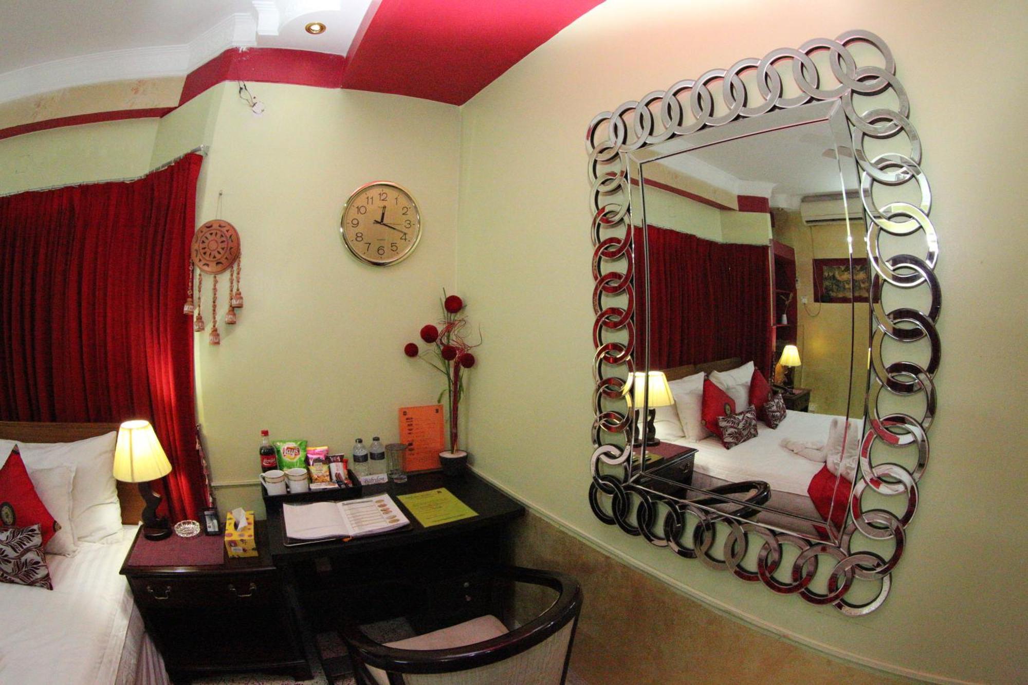 Babylon Hotel & Serviced Apartment Dhaka Buitenkant foto